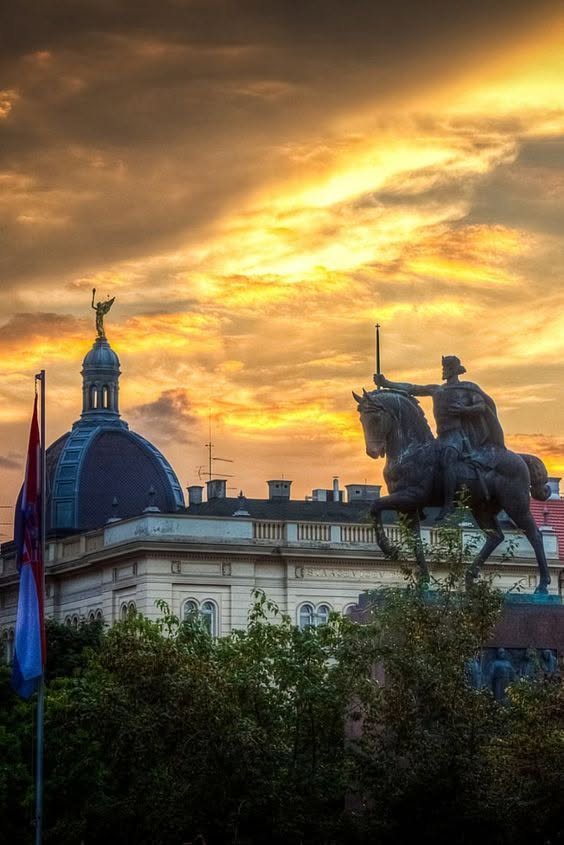 Trg kralja Tomislava